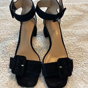 Banana Republic genuine suede chunky heeled ankle strap sandal in black size 6.5